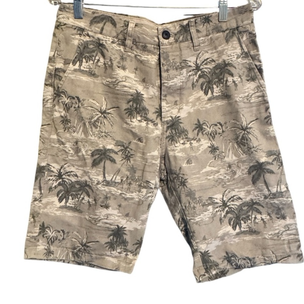 Divided‎ Cotton Shorts